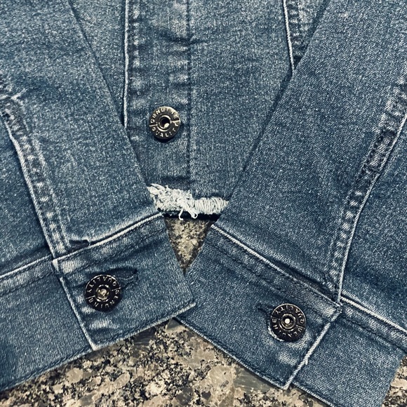 Jeaniologie - Jean Jacket- fits like Medium - Picture 7 of 10